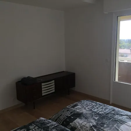 Studio Centre Apartment Gex